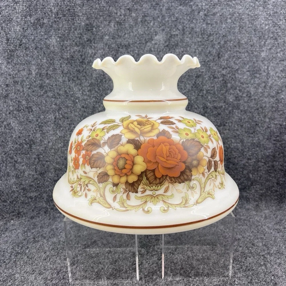 QUOIZEL Milk Glass Brown Floral 8.75